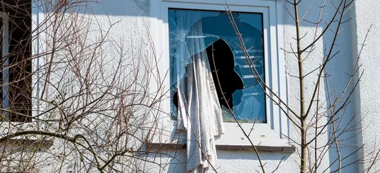 Storm Window Installation Contractors in West Little River, FL